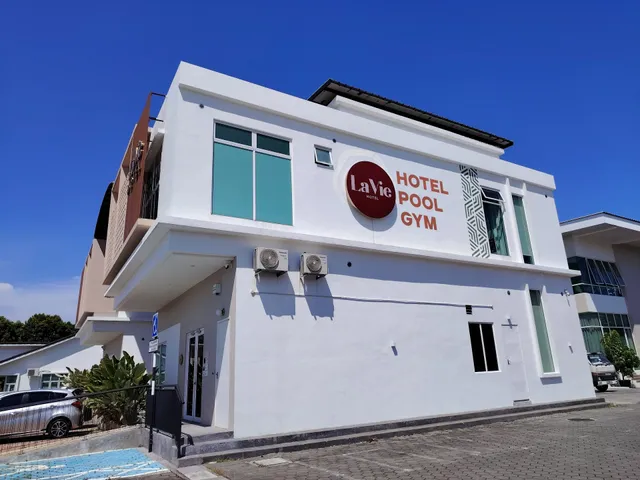 La Vie Hotel Juru