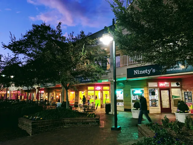 Ninety's Dessert Bar