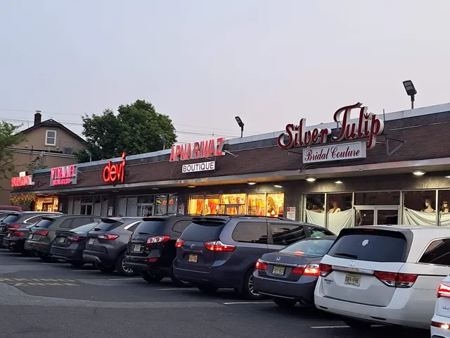 Vivaah Bridal Studio