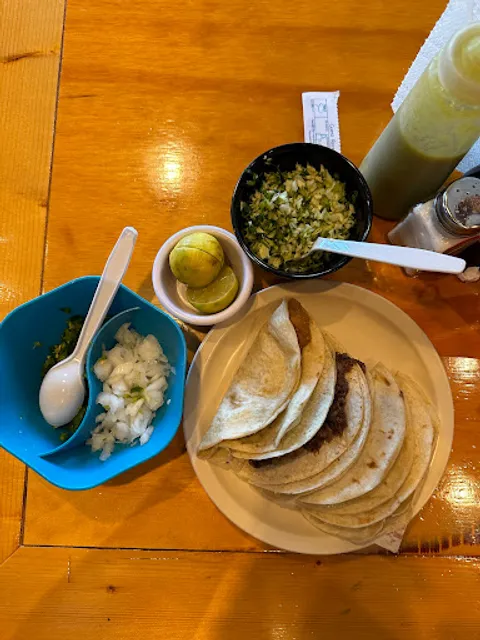 Lira’s Restaurant Del Mar