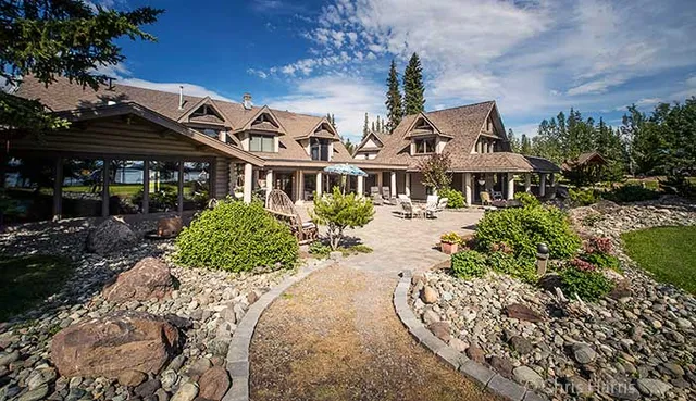 Retreat Wilderness Inn