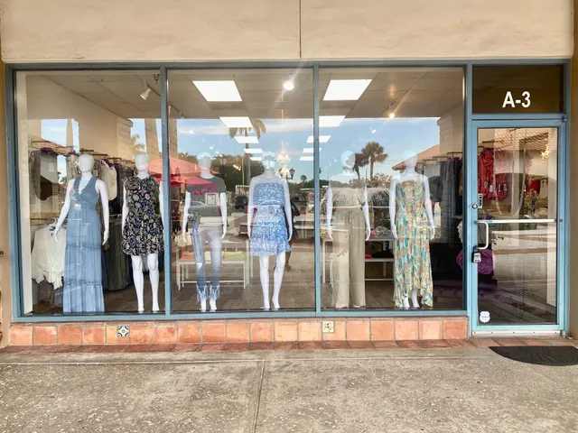 Happy Lil' Thing - Boca Raton