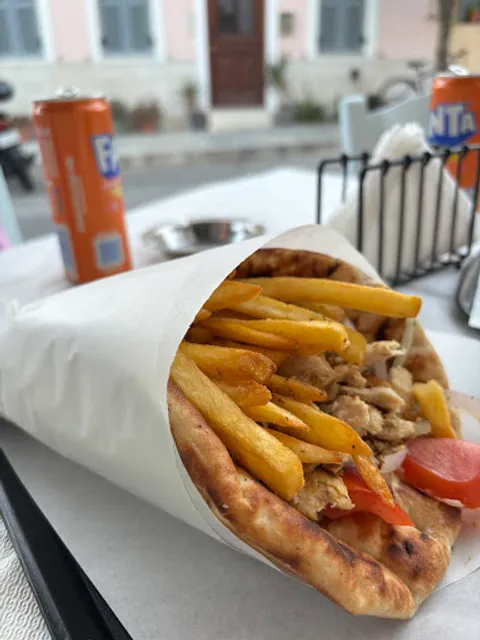 Σουβλατζίδικο Ο Γύρος του κόσμου