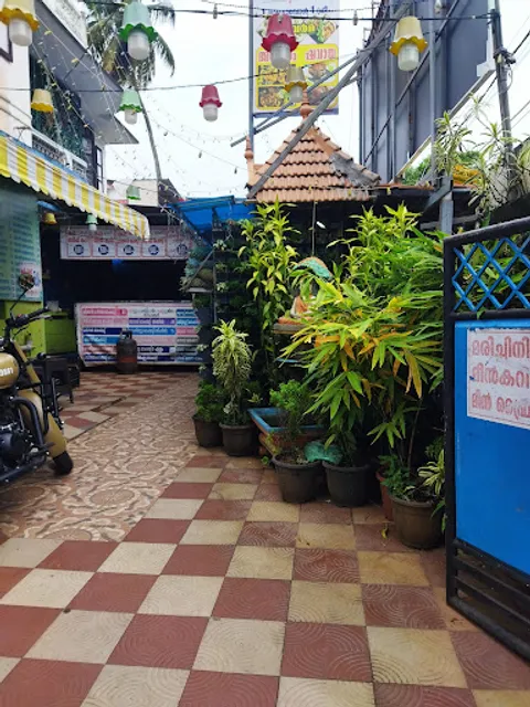 Thattukadayile Puttukada