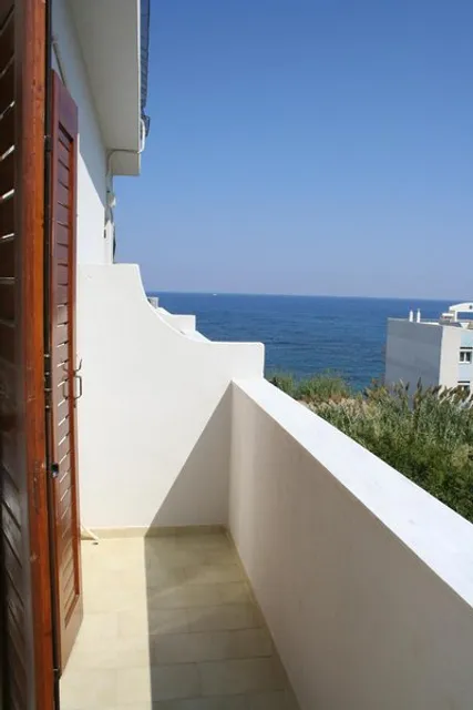 Hotel Lovely Holidays