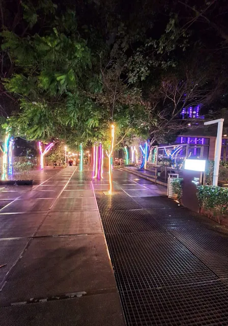 Jardim Externo do Shopping Cidade São Paulo