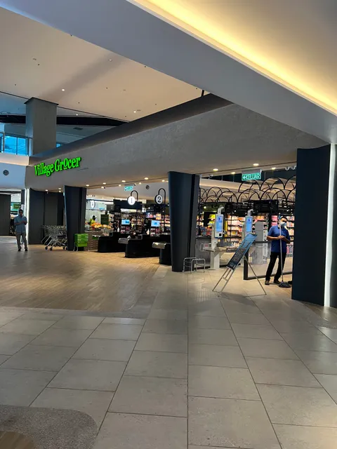 Queens Waterfront Q1 Commercial