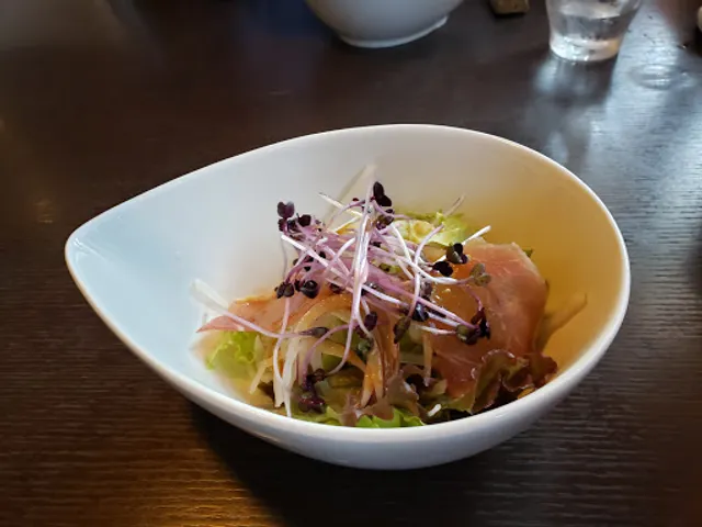 ダイニング 季菜呼