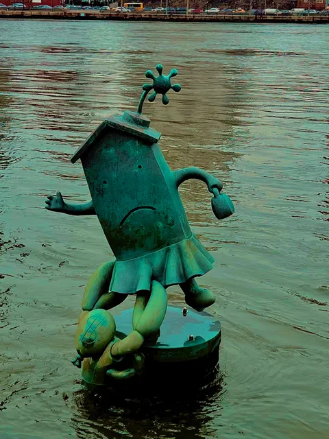 The Marriage of Money and Real Estate