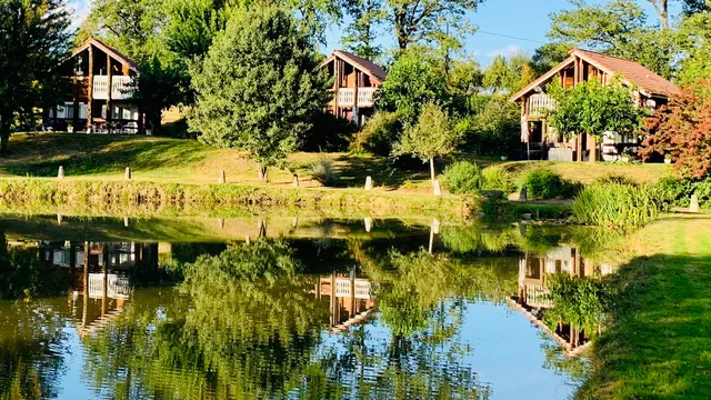 Gîtes Les Chalets de Meilhac