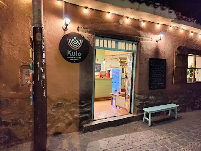 Kula Cafe and Restaurant
