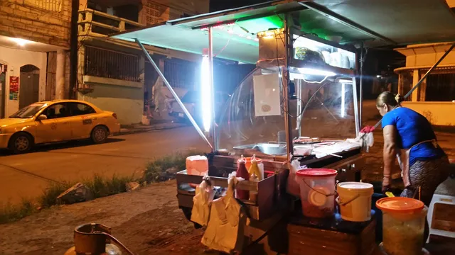 LOS PIQUEOS DE LA CHAMA