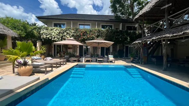 Ebb & Flow Apartments