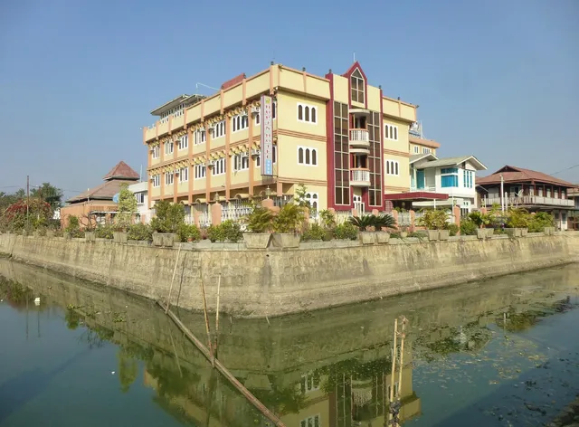 Hu Pin Hotel (Nyaung Shwe)