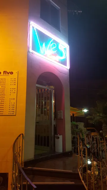 We5 Bar And Restaurant
