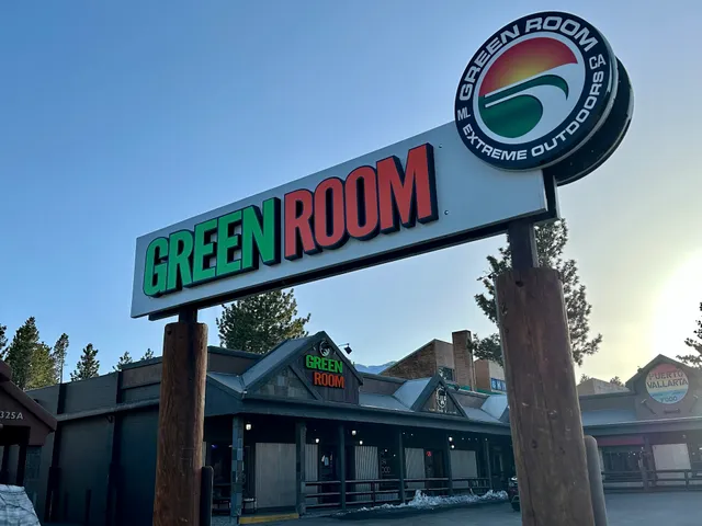 Green Room Snowboard & Ski Rentals & Repair | Mammoth Store