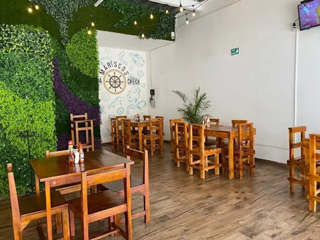 Mariscos Laguna Check