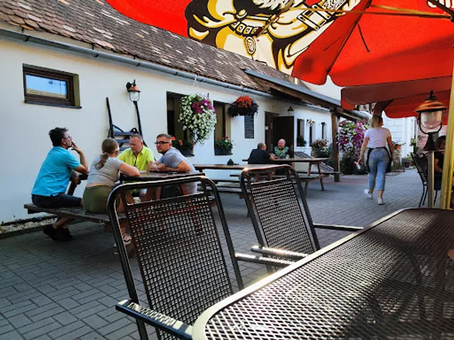 Hospoda Na Hradbách