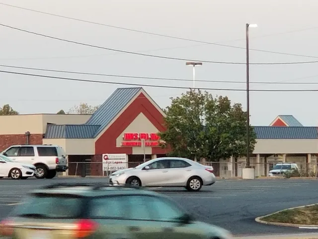 Forum Shopping Center