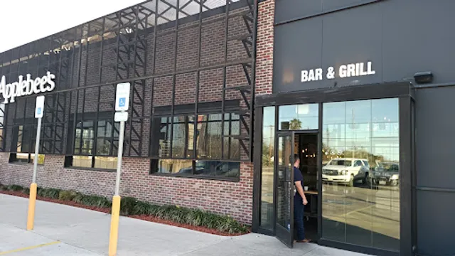 Applebee's Grill + Bar
