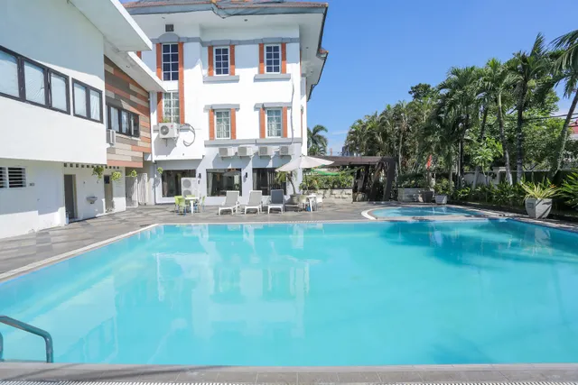 Country Heritage Resort Hotel Surabaya