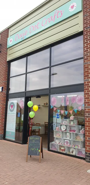 Dixie Dot Crafts
