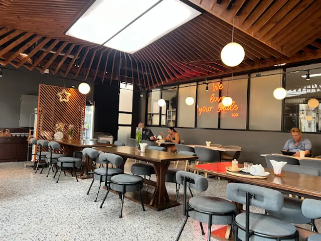 Pink Salmon Eatery & Bar