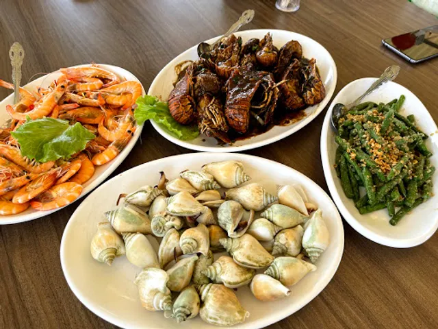 Kelong Baba by Kelong Shangrila Tj. Pinang