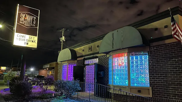 T&J’s Brickhouse Tavern