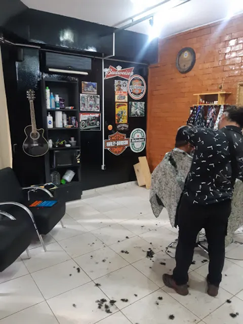 Dom Bob Barbearia