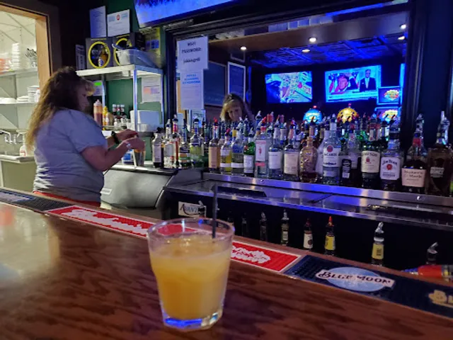 Jakki's Station Grill