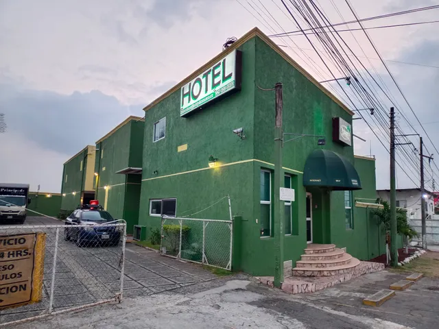 Hotel Palmera Suites