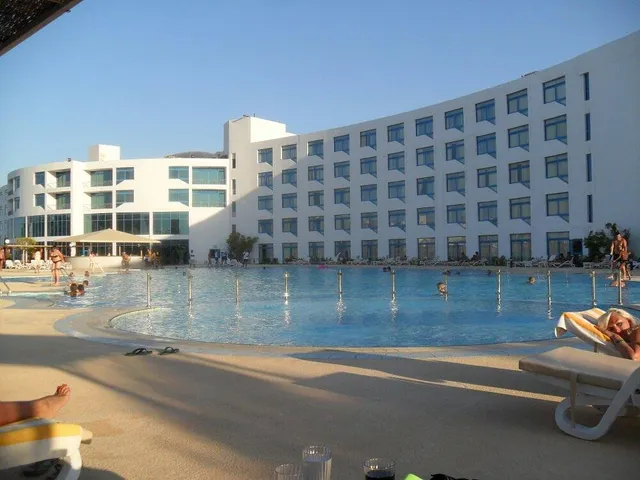 Raouf Hotels International - Sun Hotel