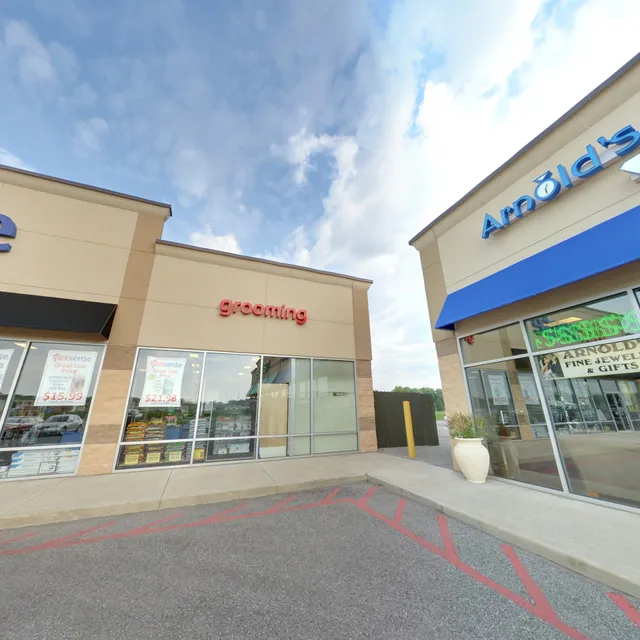 Arnold's Fine Jewelry & Gifts