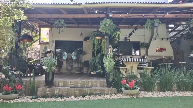 Family House UFSC | Bed & Breakfast in Florianópolis - SC