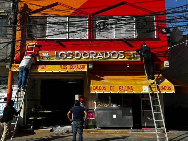 Los Dorados