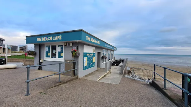 Barnacles Beach Cafe