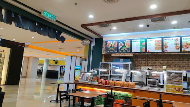 Subway Palm Mall