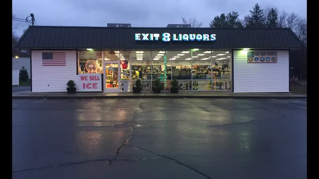 Exit 8 Liquors