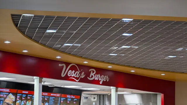 Vesa's Burger
