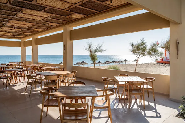 Avra Seaside Bar & Restaurant