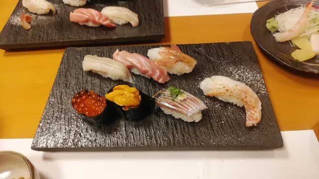 Sushi Natsume Odori Bisse Branch