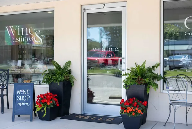Vinofiore Wine Shop & Tasting Room