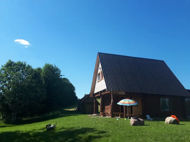 Keiši, Brīvdienu māja