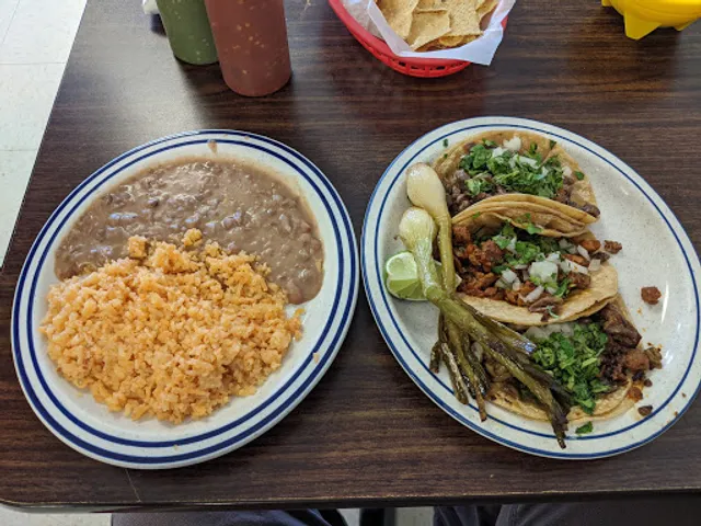 La Mexicana Minimart & Restaurant