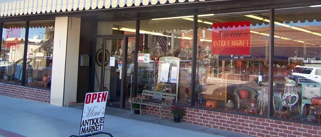 Mimi's Antique Market