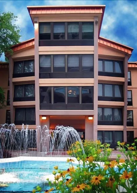 Decatur Conference Center & Hotel