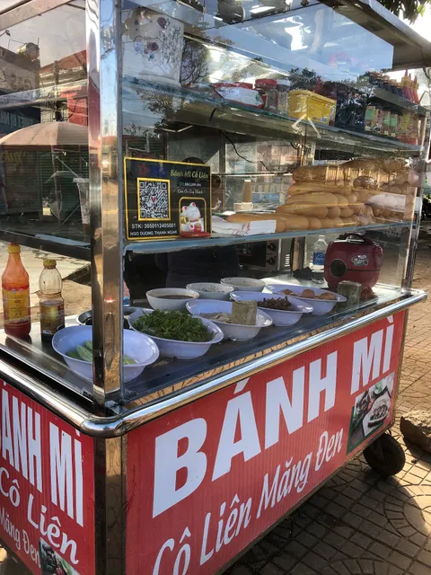 Bánh mì cô Liên