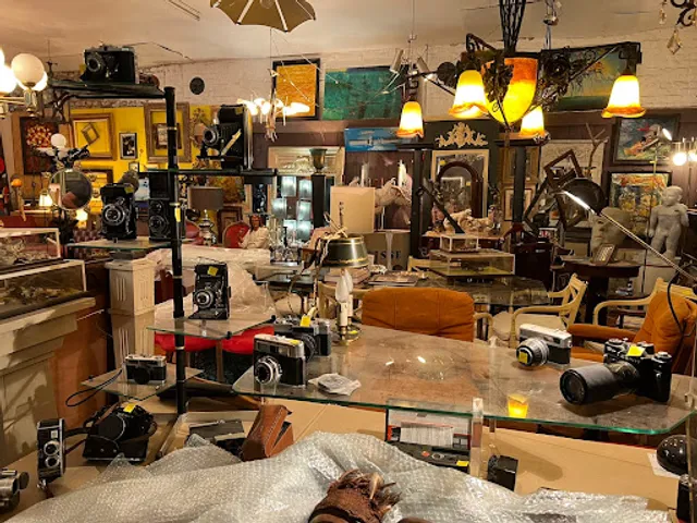 Lille Antique Store ( Saint André Antiquités)