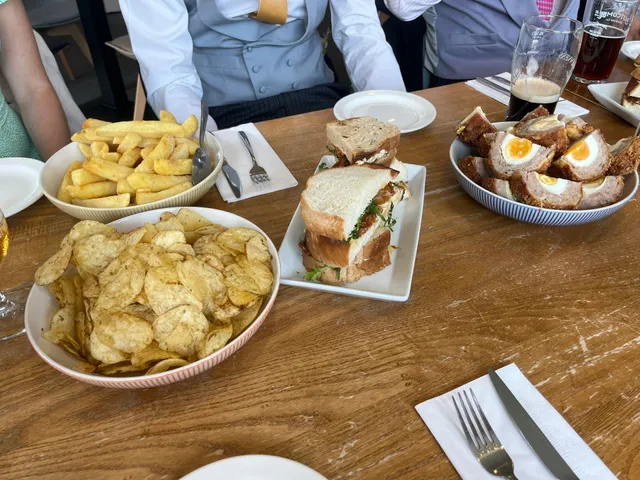 The Cafe At The Pavilion